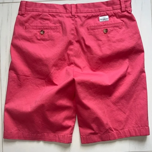 Salmon Colored Vineyard Vines by Shep & Ian Classic Cut Shorts Size 32 - Picture 3 of 3
